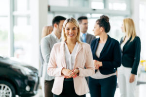 Managing salespeople at auto dealership